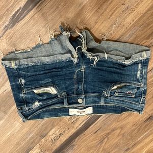 Distressed denim Hollister shorts